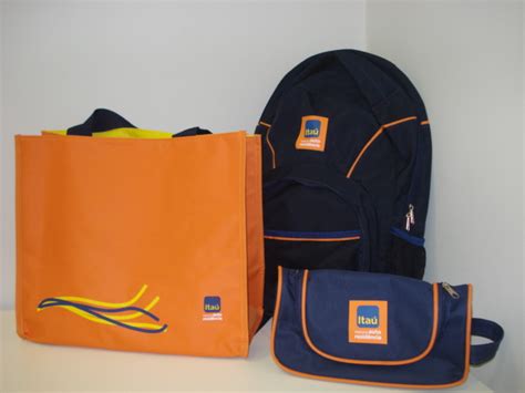 seguro mochila itau